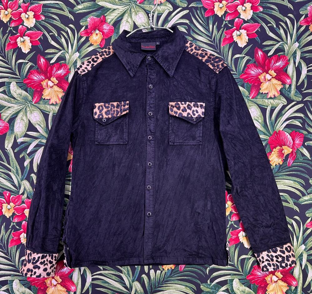 Voodoo Vixen Cheetah Prnit Black Button Down Shirt Size L